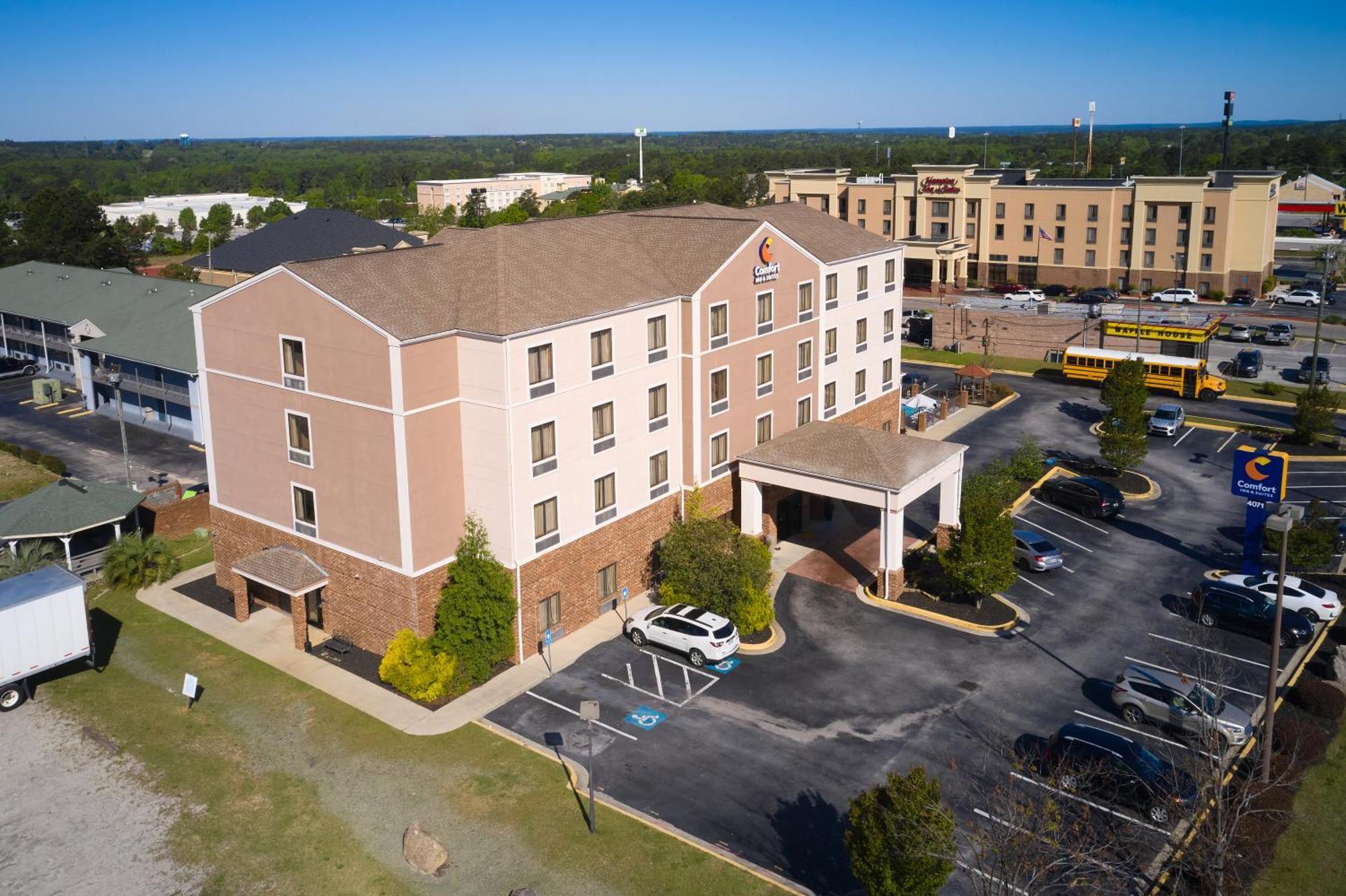 Comfort Inn & Suites Augusta West Near Fort Eisenhower Exterior photo