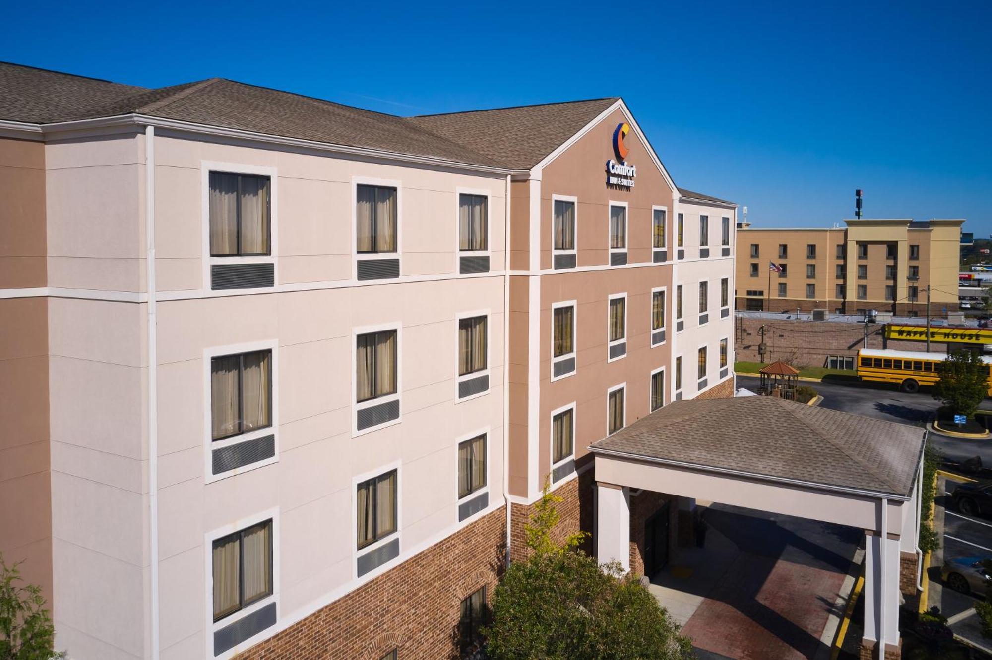 Comfort Inn & Suites Augusta West Near Fort Eisenhower Exterior photo